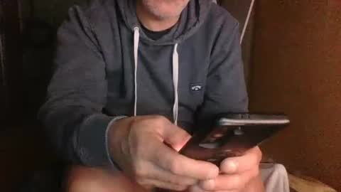 Snapshot of dontwalkonthegrass2 chatting on February 2025 12:02:02 PM frenchfirefighter online show from February 2025 12:02:02 PM