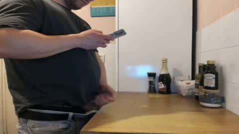 menu  below online show from April 2026 09:12:01 PM