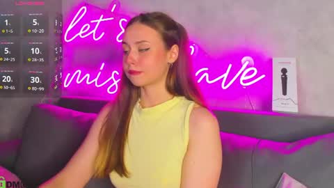 Vanessa online show from June 2026 05:15:02 PM