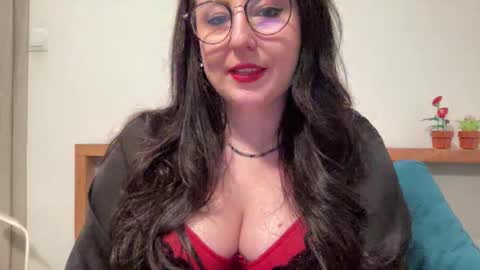 Dorothy online show from April 2026 06:24:02 PM