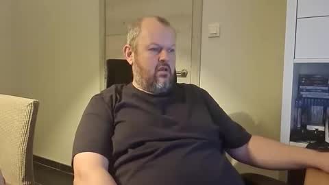 Danny online show from November 2025 07:30:02 AM