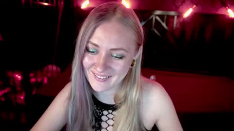 Lina online show from March 2026 07:13:01 AM