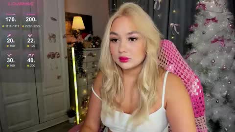 Snapshot of dreamaise chatting on January 2026 03:20:01 AM Mary pvt open use pink and blue app lovense online show from January 2026 03:20:01 AM