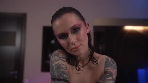 Sarah online show from February 2026 12:09:01 AM