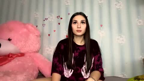Karina online show from February 2025 01:22:02 PM