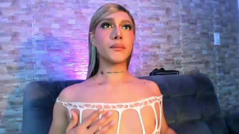 dreams_chloe online show from July 2026 10:21:02 AM