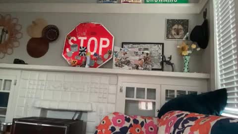 RIRI OR DREAMY online show from April 2026 02:01:01 AM