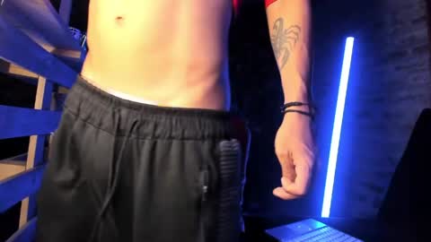 Dreyk online show from May 2026 02:18:01 AM