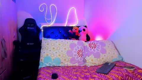 Snapshot of dual_seduction25 chatting on July 2026 01:54:01 AM Juan Marulanda online show from July 2026 01:54:01 AM