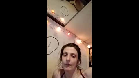 Snapshot of dukenbettykinks chatting on April 2026 01:27:01 AM dukenbettykinks online show from April 2026 01:27:01 AM