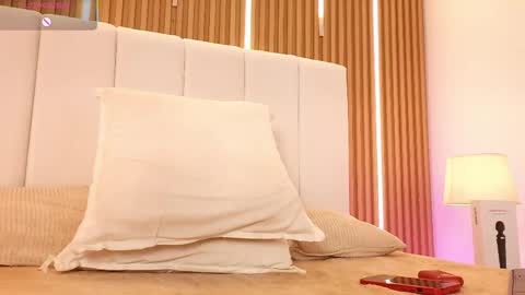 Dulcey online show from April 2026 06:19:01 AM