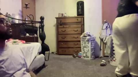 dumptrucksnfrontbutts online show from March 2026 10:04:01 AM