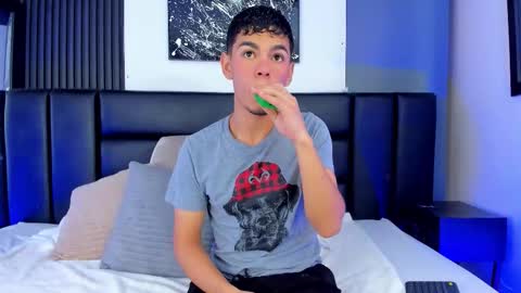 Thomas and Noah online show from September 2025 01:01:01 PM