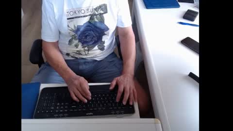 Snapshot of dutchpornking2 chatting on July 2026 07:01:01 AM dutchpornking2 online show from July 2026 07:01:01 AM