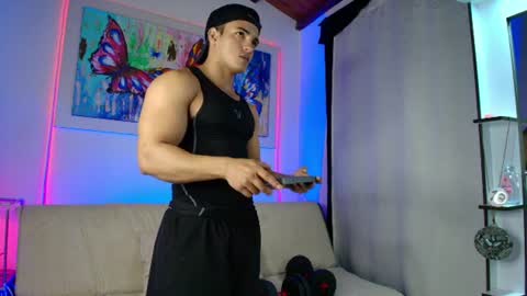 dwayne_esteven10 online show from June 2026 11:51:01 PM