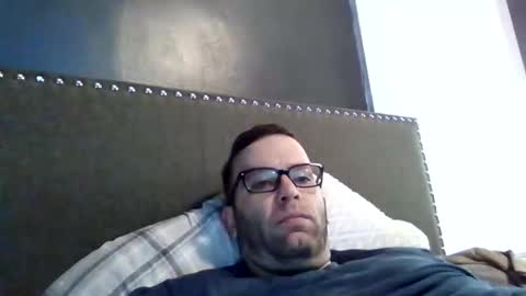 dweav240 online show from November 2025 06:07:02 PM