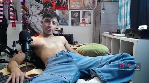 Dylan 3 online show from April 2026 11:15:02 PM