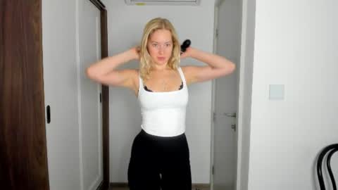 fansly - yourbestbaby online show from July 2026 02:31:02 AM