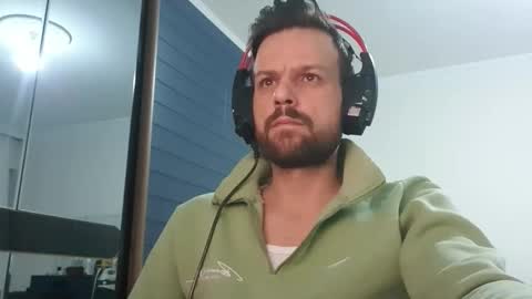 eaglecrm online show from November 2025 10:42:01 PM