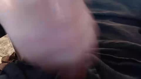 eat_a_peach2 online show from April 2026 10:36:01 AM