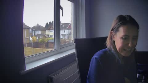 Nadia Ferreira  online show from March 2026 11:47:01 AM