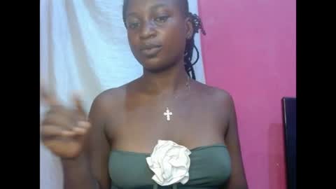 Snapshot of eatuupx chatting on April 2026 02:15:01 PM eatuupx online show from April 2026 02:15:01 PM