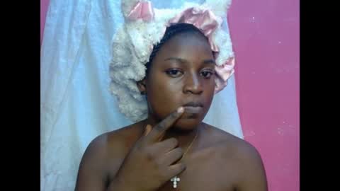 Snapshot of eatuupx chatting on April 2026 10:51:01 PM eatuupx online show from April 2026 10:51:01 PM