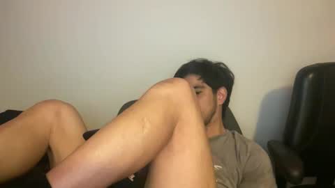 Snapshot of eatwoproject chatting on April 2026 02:04:02 AM eatwoproject online show from April 2026 02:04:02 AM