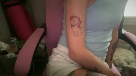 Snapshot of ebony8ivory chatting on June 2026 06:39:01 PM americnbarbie online show from June 2026 06:39:01 PM