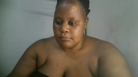 ebony_magixs online show from April 2026 09:23:01 PM