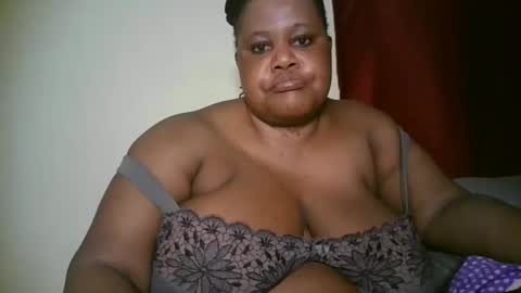 ebony_magixs online show from April 2026 09:27:01 PM