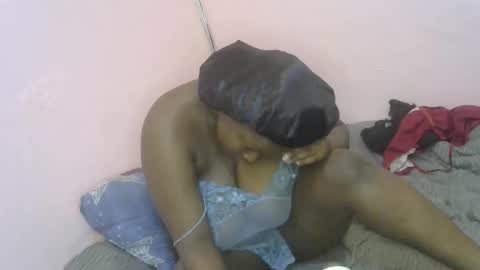 ebonymayahh online show from April 2026 05:30:01 PM