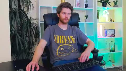 Snapshot of eddie_baker chatting on June 2026 01:37:01 AM eddie_baker online show from June 2026 01:37:01 AM