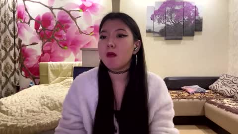 Eri online show from March 2026 07:07:01 PM