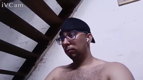 Snapshot of edrik_92 chatting on May 2026 05:04:01 AM edrik_92 online show from May 2026 05:04:01 AM