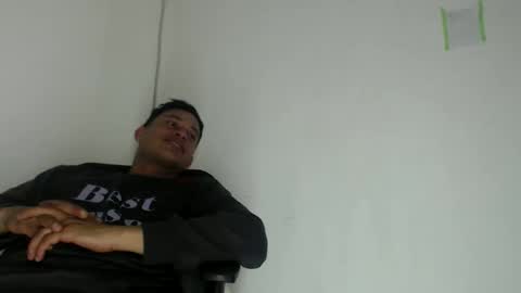 Snapshot of edwing0602 chatting on April 2026 05:30:01 AM edwing0602 online show from April 2026 05:30:01 AM