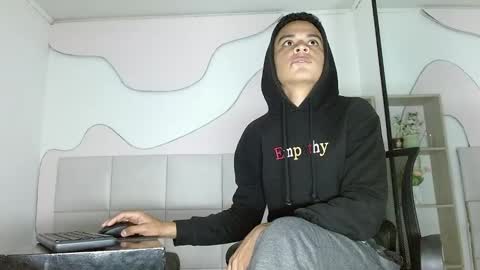 Snapshot of edylucianni chatting on July 2026 12:08:01 PM EdyLucianni online show from July 2026 12:08:01 PM