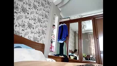 Effy online show from April 2026 09:54:02 AM