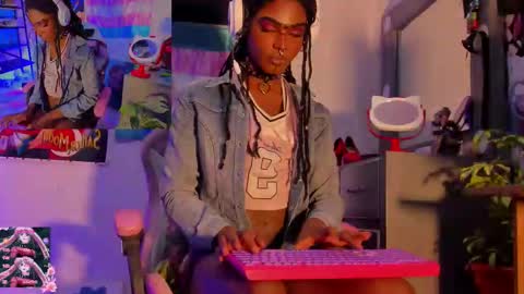 effy_marinn online show from September 2025 10:28:02 AM