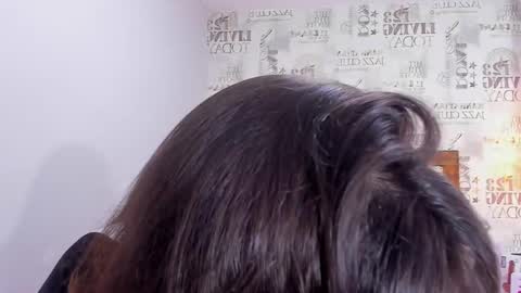  E F F Y  online show from January 2025 06:49:01 PM