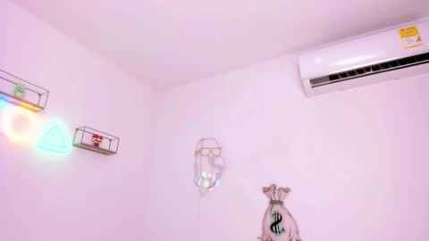 Snapshot of eileen_tanihara chatting on February 2026 06:15:01 PM eileenn tanihara online show from February 2026 06:15:01 PM