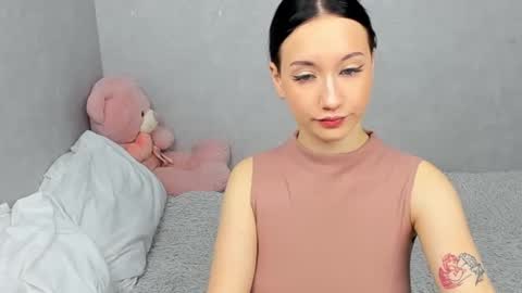 eileenmoores online show from February 2026 02:48:02 PM