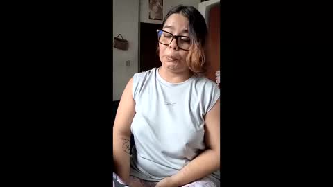 eimy_saenzz online show from February 2026 07:09:02 PM