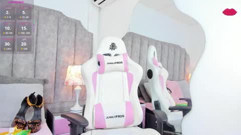 eimycampbell online show from April 2026 02:40:02 AM