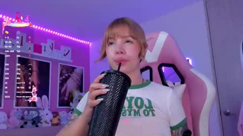Snapshot of ela_garu_ chatting on January 2026 07:10:02 AM Ela online show from January 2026 07:10:02 AM