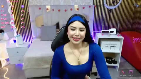 ela_tay1 online show from March 2026 06:02:02 PM