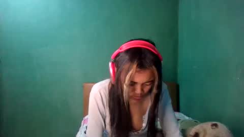 Snapshot of eldie69 chatting on June 2026 03:32:02 AM eldie69 online show from June 2026 03:32:02 AM