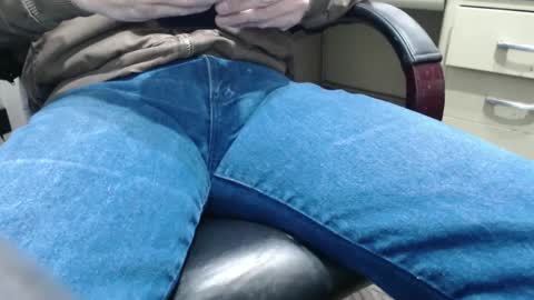 Snapshot of electra1021 chatting on February 2025 02:31:02 PM electra1021 online show from February 2025 02:31:02 PM