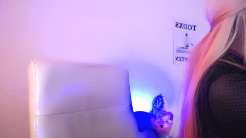  Elektra Sky  online show from March 2026 10:13:01 PM