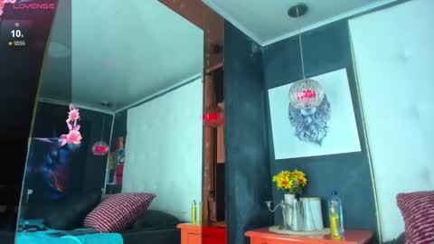 ---Elian--- online show from October 2025 12:07:01 AM